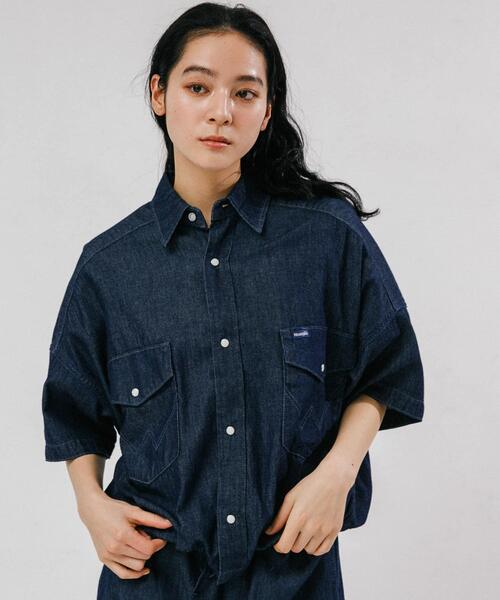 Wrangler(ラングラー)の「『別注』Wrangler×EKAL ライトデニムワークシャツ(シャツ/ブラウス・レディース・ライトブルー/インディゴブルー・FREE)」の13枚目の写真