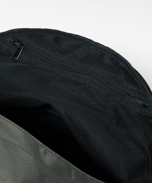 UNITED ARROWS(ユナイテッドアローズ)の「【別注】<LC by LOWERCASE>DAYPACK LC02/バックパック(バックパック/リュック・メンズ・ダークグレー・FREE)」の13枚目の写真