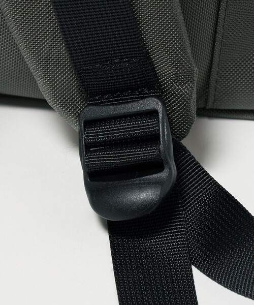 UNITED ARROWS(ユナイテッドアローズ)の「【別注】<LC by LOWERCASE>DAYPACK LC02/バックパック(バックパック/リュック・メンズ・ダークグレー・FREE)」の12枚目の写真