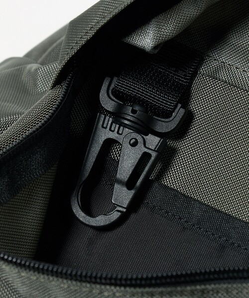 UNITED ARROWS(ユナイテッドアローズ)の「【別注】<LC by LOWERCASE>DAYPACK LC02/バックパック(バックパック/リュック・メンズ・ダークグレー・FREE)」の8枚目の写真