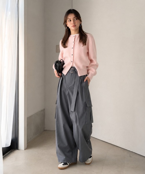classicalelf(クラシカルエルフ)の「一着で、ラフなのにキレイを叶える◎2タックロングベルト付きカーゴパンツ(カーゴパンツ・レディース・ブラック/チャコール/ブラウン・LARGE/X-LARGE/SMALL/MEDIUM)」の18枚目の写真