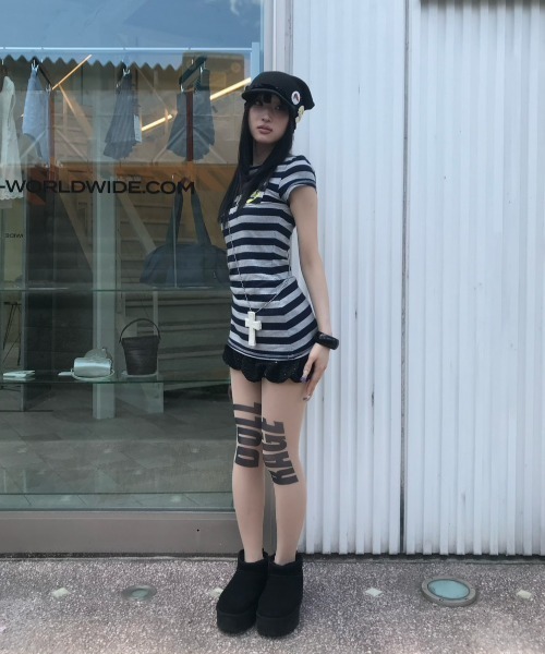 SCULPTOR(スカルプター)の「Sweet Kitty Stripe Dress(ワンピース・レディース・ブルー/ネイビー/ピンク・SMALL/MEDIUM/LARGE)」の4枚目の写真