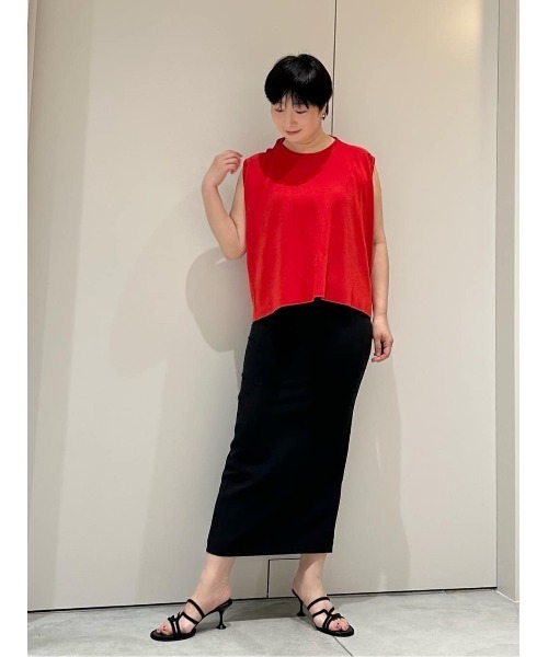 ESTNATION(エストネーション)の「ESTNATION / バックショルダーツイストニットTシャツ(Tシャツ/カットソー・レディース・レッド/ブラック/オフホワイト・FREE)」の20枚目の写真