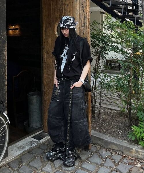 ROARINGRAD(ロアリングラド)の「カーペンター バミューダ デニムパンツ ブルー(その他パンツ・レディース・その他・MEDIUM/LARGE)」の13枚目の写真