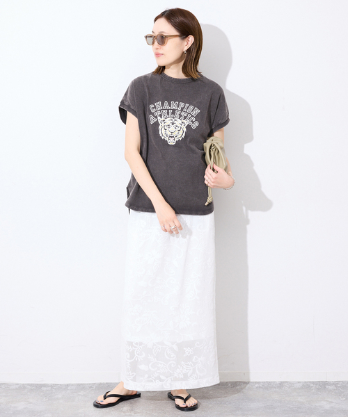 Champion(チャンピオン)の「Champion/チャンピオン SLOBE別注 フレンチスリーブロゴTシャツ(Tシャツ/カットソー・レディース・チャコールグレー/ブラウン/ネイビー・FREE)」の13枚目の写真