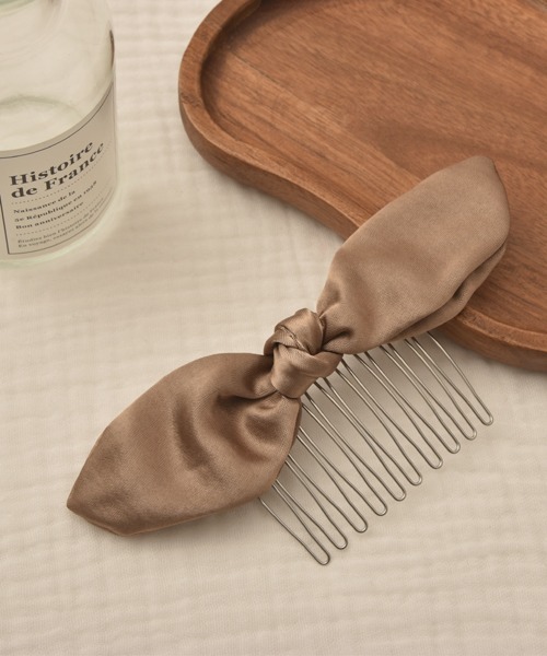 Mayree(メイリー)の「【float】リボン ヘアコーム【6色展開】(その他ヘアアクセサリー・レディース・ブルー/ホワイト/ブラック/ブラウン/ピンク/グリーン・FREE)」の3枚目の写真