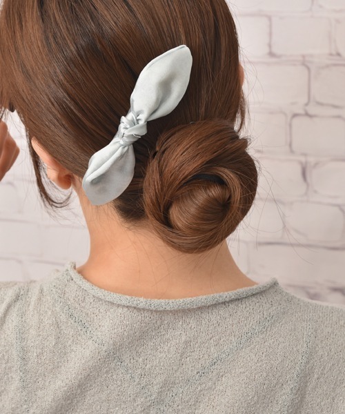 Mayree(メイリー)の「【float】リボン ヘアコーム【6色展開】(その他ヘアアクセサリー・レディース・ブルー/ホワイト/ブラック/ブラウン/ピンク/グリーン・FREE)」の8枚目の写真