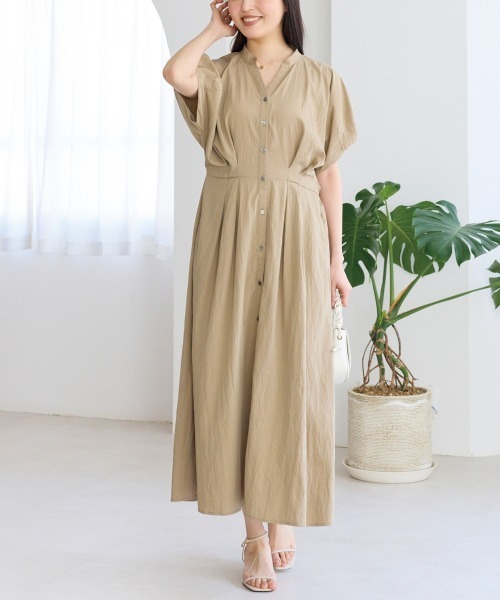 LAVEANGE(ラビアンジェ)の「ウエストタックスキッパーワンピース(ワンピース・レディース・ベージュ/ブラック・3L/4L/5L/M/LL)」の9枚目の写真