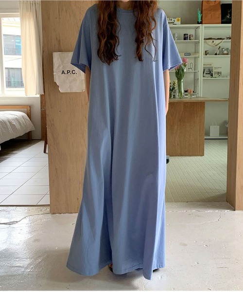 Doula Doula（ドゥーラドゥーラ）の「ボリュームロング丈Tシャツワンピース（ワンピース・レディース・モカ/ブルー/ブラック/ホワイト・FREE）」の20枚目の写真