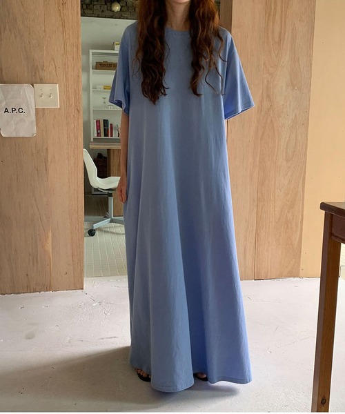 Doula Doula（ドゥーラドゥーラ）の「ボリュームロング丈Tシャツワンピース（ワンピース・レディース・モカ/ブルー/ブラック/ホワイト・FREE）」の21枚目の写真
