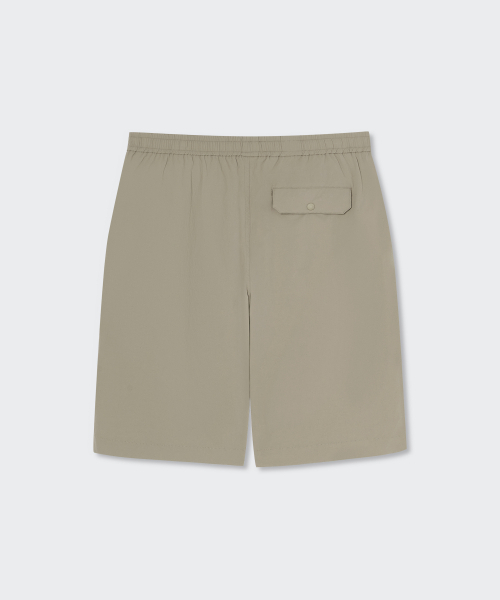 MUSINSA STANDARD（ムシンサスタンダード）の「[クールタンダード] ナイロンストレッチバンディングショーツ [ライトベージュ]（その他パンツ・メンズ・その他・26/28/30/32/34/36/38/40/42）」の2枚目の写真