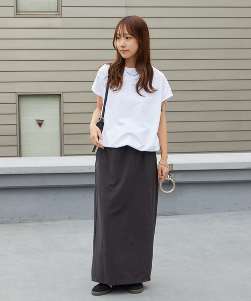 THOUSAND MILE(サウザンドマイル)の「THOUSAND MILE/サウザンドマイル GATHERED HEM T-SHIRT&SKIRT SET 2026年 夏 夏服(セットアップ・レディース・ブラック/ブラウン/ホワイト×ブラック・FREE)」の2枚目の写真