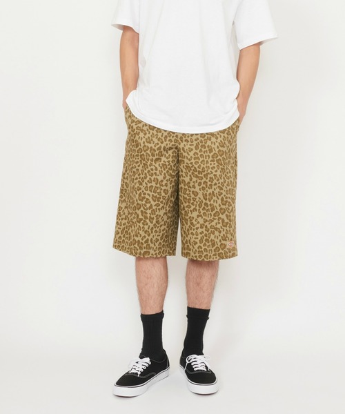 Dickies(ディッキーズ)の「Dickies/ディッキーズ ライトTCツイルイージーショーツ(その他パンツ・メンズ・レオパード/オリーブ/カーキ/ライトベージュ/ブラック/チャコールグレー・MEDIUM/LARGE/X-LARGE)」の6枚目の写真