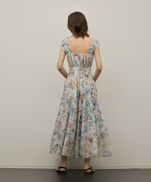 GRACE CONTINENTAL(グレースコンチネンタル)の「ボタニカルサラサプリントワンピース(ワンピース・レディース・ベージュ/ブルー・36)」の14枚目の写真