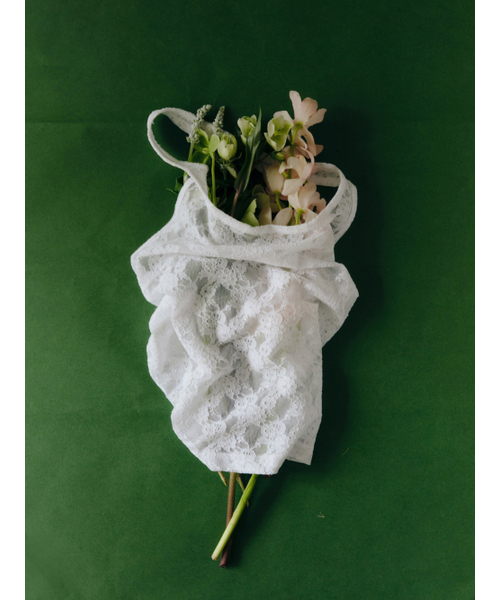 Yuje(ユジェ)の「LACE HALTER NECK (2size)(Tシャツ/カットソー・レディース・その他・SMALL/MEDIUM)」の2枚目の写真