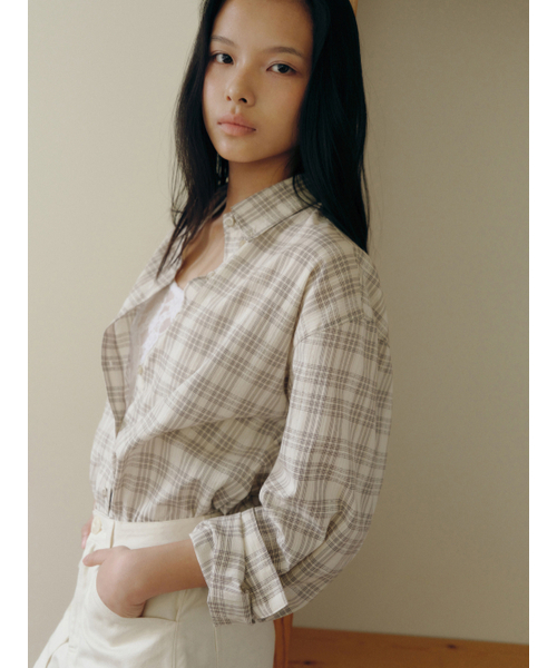 Yuje(ユジェ)の「LACE HALTER NECK (2size)(Tシャツ/カットソー・レディース・その他・SMALL/MEDIUM)」の7枚目の写真