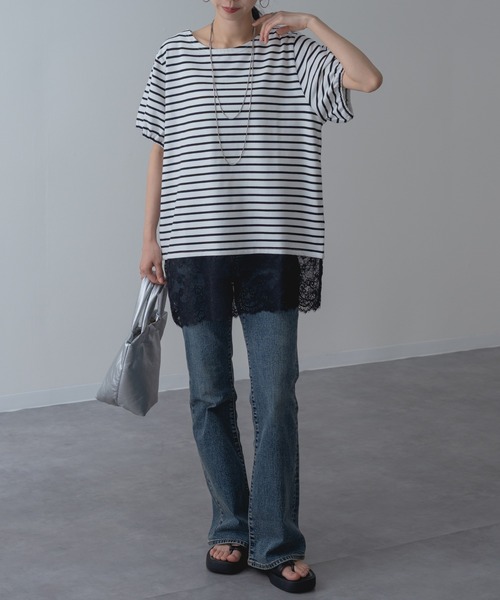 ANNA LUNA(アンナルナ)の「【ANNA LUNA】 1枚で完成◎ 裾レース ボーダー プルオーバー!(Tシャツ/カットソー・レディース・オフホワイト/ブラック・MEDIUM)」の4枚目の写真
