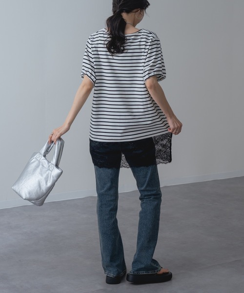 ANNA LUNA(アンナルナ)の「【ANNA LUNA】 1枚で完成◎ 裾レース ボーダー プルオーバー!(Tシャツ/カットソー・レディース・オフホワイト/ブラック・MEDIUM)」の6枚目の写真