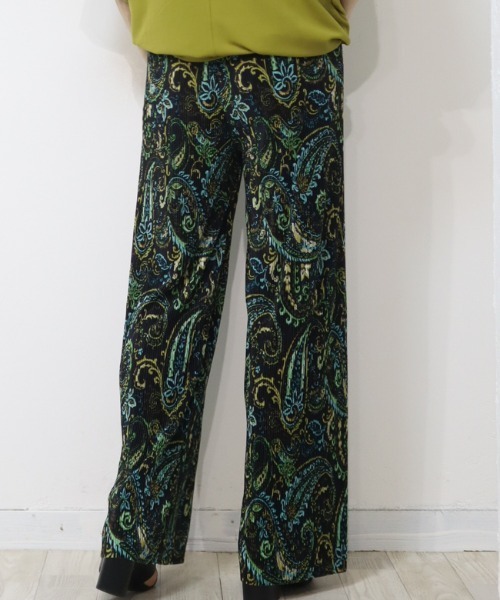 DISKEEN SURE(ディスキーンシュアー)の「大人可愛い!ペイズリー柄 プリーツワイドパンツ(その他パンツ・レディース・ブラック・FREE)」の5枚目の写真