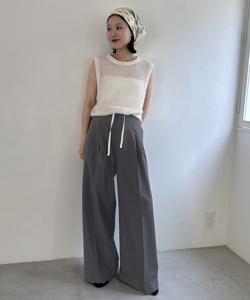 SLOBE IENA(スローブイエナ)の「《接触冷感/UVカット/吸水速乾/4サイズ展開/》ワイドスラックス(スラックス・レディース・グレー/ベージュ・40/34/36/38)」の15枚目の写真