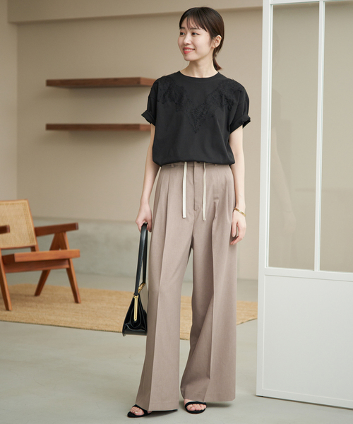 SLOBE IENA(スローブイエナ)の「《接触冷感/UVカット/吸水速乾/4サイズ展開/》ワイドスラックス(スラックス・レディース・グレー/ベージュ・40/34/36/38)」の18枚目の写真