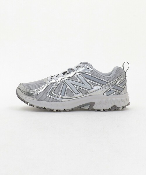 NEW BALANCE(ニューバランス)の「<New Balance>MT410 V5 スニーカー(スニーカー・レディース・シルバー・22.5cm/23cm/23.5cm/24cm/24.5cm/25cm)」の4枚目の写真