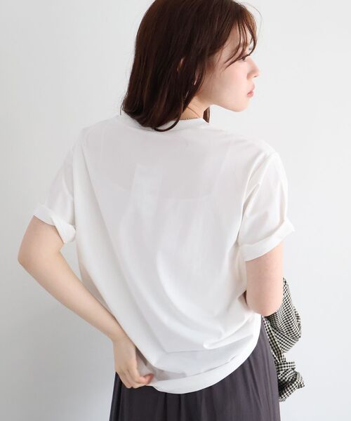 le.coeur blanc(ルクールブラン)の「QUOTIDIEN TEE(Tシャツ/カットソー・レディース・チャコールグレー/オフホワイト・38)」の6枚目の写真
