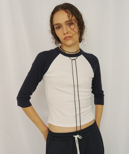 AIC.(エーアイシー)の「コンパクトラグラントップス(Tシャツ/カットソー・レディース・ネイビー/ブラウン/バーガンディー・FREE)」の10枚目の写真
