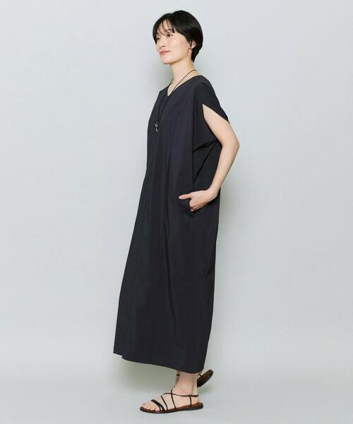 MOGA(モガ)の「2WAYタフタコクーンワンピース(ワンピース・レディース・スミクロ/ネイビー・2)」の15枚目の写真