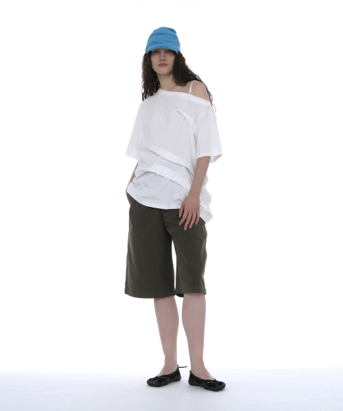 PARTIMENTO WOMEN(パルティメントウィメン)の「ドレープピンタックアシンメトリートップ_ホワイト(Tシャツ/カットソー・レディース・その他・SMALL/MEDIUM)」の6枚目の写真