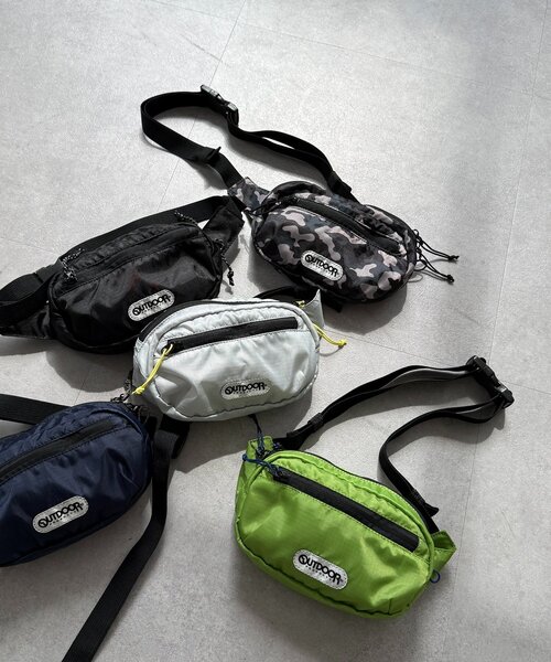OUTDOOR PRODUCTS（アウトドアプロダクツ）の「カラーボディバッグ（ボディバッグ/ウエストポーチ・メンズ・ブラック/グレー/グリーン/カーキ/ネイビー・FREE）」の6枚目の写真