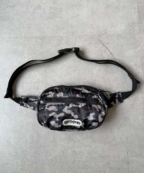 OUTDOOR PRODUCTS（アウトドアプロダクツ）の「カラーボディバッグ（ボディバッグ/ウエストポーチ・メンズ・ブラック/グレー/グリーン/カーキ/ネイビー・FREE）」の21枚目の写真