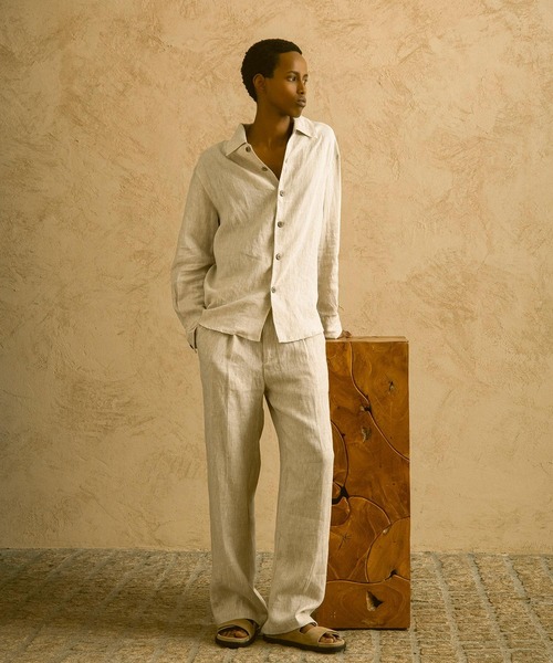 CIRCLEE(サークリー)の「CIRCLEE(サークリー)リネンシルクブレンド スキッパーシャツ(シャツ/ブラウス・メンズ・ベージュ・L/M/XL)」の9枚目の写真