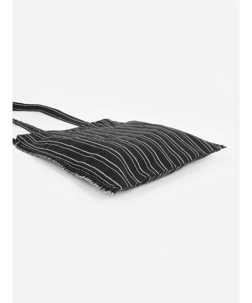 FIKA.（フィーカ）の「Striped gather tote bag（トートバッグ・レディース・ベージュ/ホワイト/グリーン系その他3/ブラック/パープル系その他・FREE）」の16枚目の写真