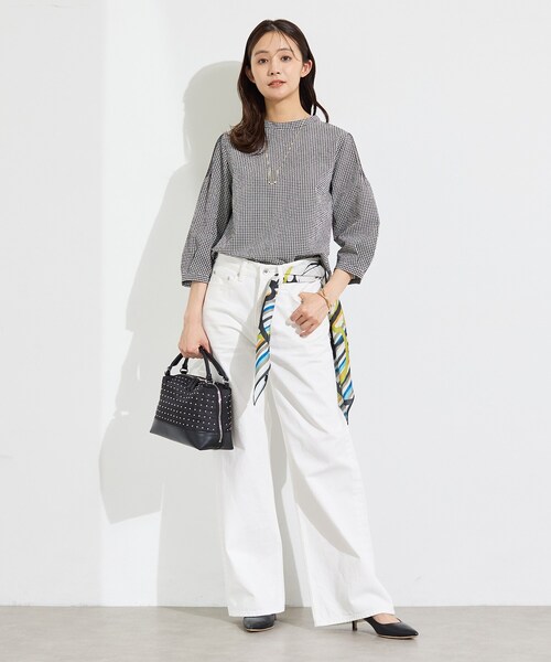 INDIVI(インディヴィ)の「【初秋にピッタリ!/洗える】凹凸素材ミニスタンドトップス(Tシャツ/カットソー・レディース・ブルー系その他/ブラック/ホワイト系2/ブラック系・05/38/34/19/15 /13)」の15枚目の写真