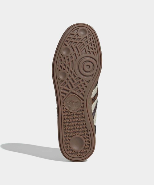 adidas(アディダス)の「ハンドボール スペツィアル / HANDBALL SPEZIAL / アディダスオリジナルス adidas Originals(スニーカー・メンズ・ベージュ・29.0cm/25.0cm/25.5cm/22.5cm/23.5cm/23.0cm/24.0cm/24.5cm/28.5cm/28.0cm/27.0cm/27.5cm/26.0cm/26.5cm)」の3枚目の写真