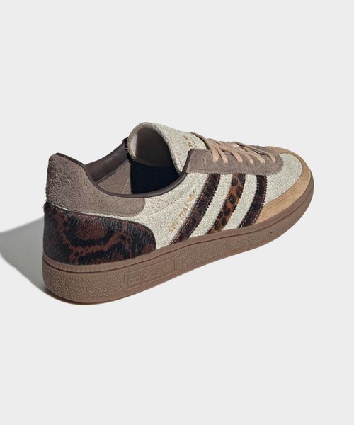 adidas(アディダス)の「ハンドボール スペツィアル / HANDBALL SPEZIAL / アディダスオリジナルス adidas Originals(スニーカー・メンズ・ベージュ・29.0cm/25.0cm/25.5cm/22.5cm/23.5cm/23.0cm/24.0cm/24.5cm/28.5cm/28.0cm/27.0cm/27.5cm/26.0cm/26.5cm)」の5枚目の写真