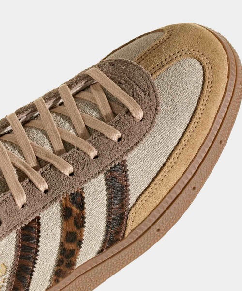 adidas(アディダス)の「ハンドボール スペツィアル / HANDBALL SPEZIAL / アディダスオリジナルス adidas Originals(スニーカー・メンズ・ベージュ・29.0cm/25.0cm/25.5cm/22.5cm/23.5cm/23.0cm/24.0cm/24.5cm/28.5cm/28.0cm/27.0cm/27.5cm/26.0cm/26.5cm)」の7枚目の写真