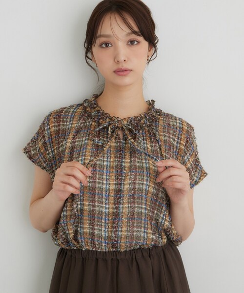Sunauna(スーナウーナ)の「チェック柄フリルブラウス(シャツ/ブラウス・レディース・ライトイエロー系2/ネイビー系1/ダークブラウン系1/ライトオレンジ系1・38/40)」の4枚目の写真