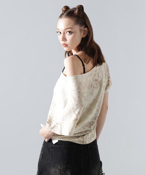 L.H.P(エルエイチピー)の「MMAVYTH/メヴィス/LEOPARD OFF-SHOULDER TOPS(Tシャツ/カットソー・レディース・アイボリー/ブラック・F)」の11枚目の写真