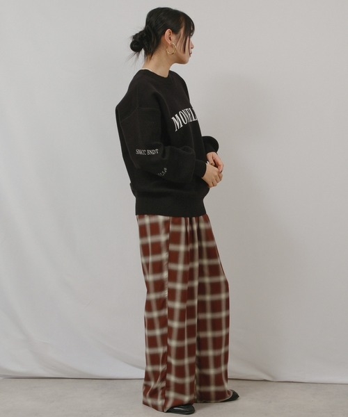 palm RICHE(ポームリシュ)の「スウェットライクロゴ刺繍ニット(スウェット・レディース・オフホワイト/ライトピンク/ブラック・M)」の13枚目の写真