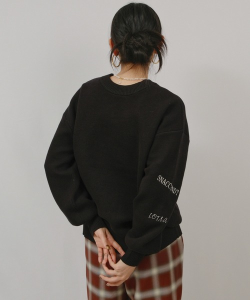 palm RICHE(ポームリシュ)の「スウェットライクロゴ刺繍ニット(スウェット・レディース・オフホワイト/ライトピンク/ブラック・M)」の19枚目の写真