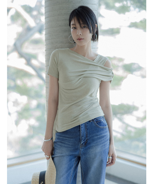 MEMUA(メムア)の「グロリアシャーリングハーフスリーブレス(ブラック)(Tシャツ/カットソー・レディース・アイボリー/ベージュ/ダークグリーン/ブラック・FREE)」の7枚目の写真