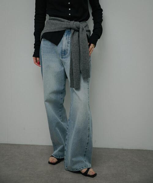 URBAN RESEARCH DOORS(アーバンリサーチドアーズ)の「High-Rise Line Denim(デニムパンツ・レディース・ブラック/ライトインディゴブルー・MEDIUM/SMALL)」の2枚目の写真