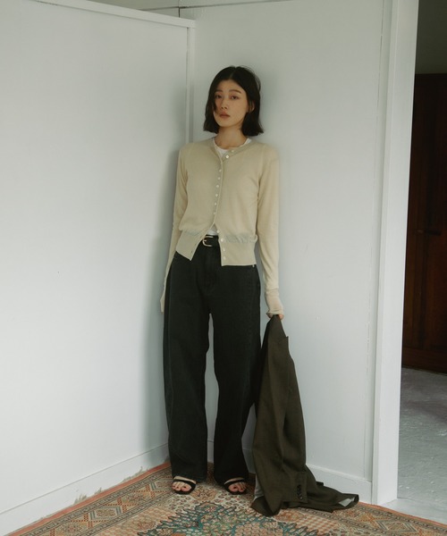 URBAN RESEARCH DOORS(アーバンリサーチドアーズ)の「High-Rise Line Denim(デニムパンツ・レディース・ブラック/ライトインディゴブルー・MEDIUM/SMALL)」の14枚目の写真