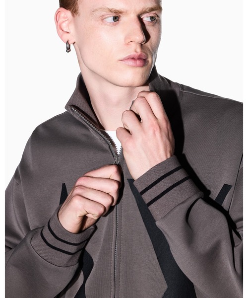 ARMANI EXCHANGE(アルマーニエクスチェンジ)の「【A|X アルマーニ エクスチェンジ】ボールドロゴ ジップアップスウェットシャツ(スウェット・メンズ・ブラック/グレイッシュベージュ・LARGE/MEDIUM/SMALL/X-LARGE/X-SMALL)」の5枚目の写真