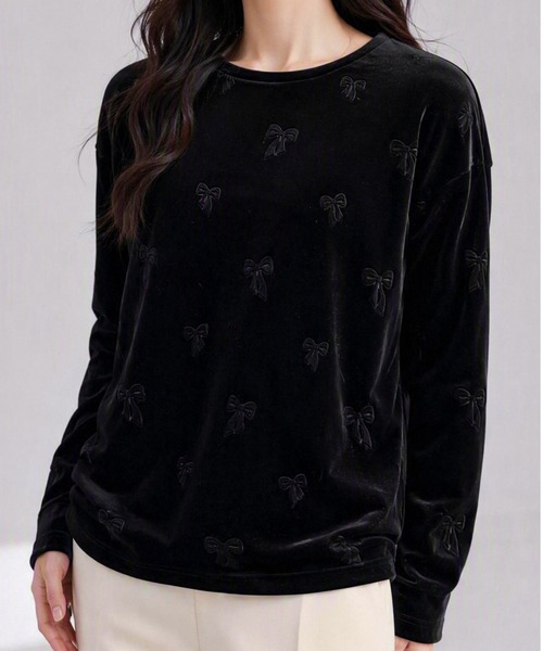 Sew loop(ソーループ)の「ベロアリボン柄立体プリント長袖Tシャツ(Tシャツ/カットソー・レディース・ブラック/ネイビー/ブラウン/グレー・FREE)」の1枚目の写真