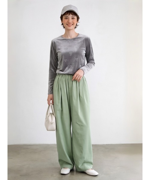 Sew loop(ソーループ)の「ベロアリボン柄立体プリント長袖Tシャツ(Tシャツ/カットソー・レディース・ブラック/ネイビー/ブラウン/グレー・FREE)」の7枚目の写真