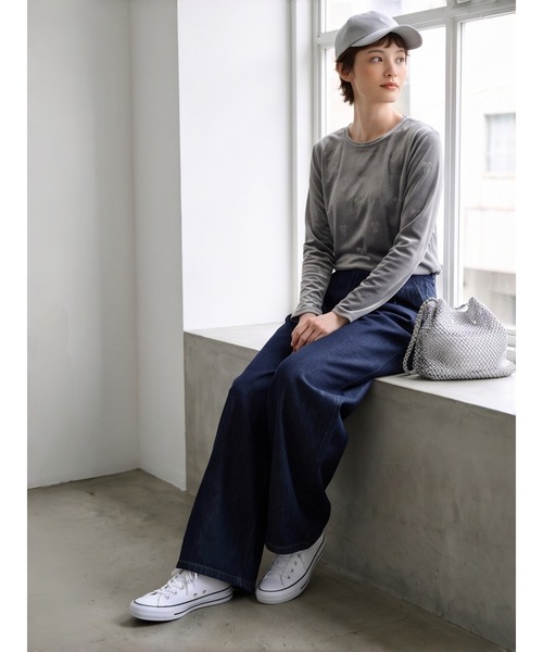 Sew loop(ソーループ)の「ベロアリボン柄立体プリント長袖Tシャツ(Tシャツ/カットソー・レディース・ブラック/ネイビー/ブラウン/グレー・FREE)」の11枚目の写真