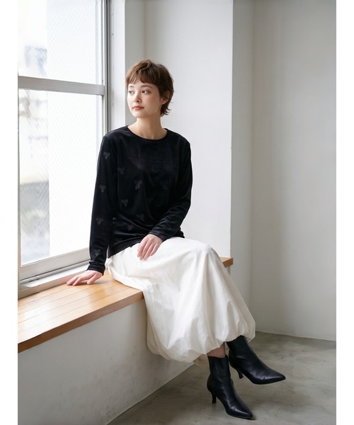 Sew loop(ソーループ)の「ベロアリボン柄立体プリント長袖Tシャツ(Tシャツ/カットソー・レディース・ブラック/ネイビー/ブラウン/グレー・FREE)」の13枚目の写真